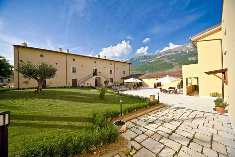 Villa Giovina Pratola Peligna Exterior photo